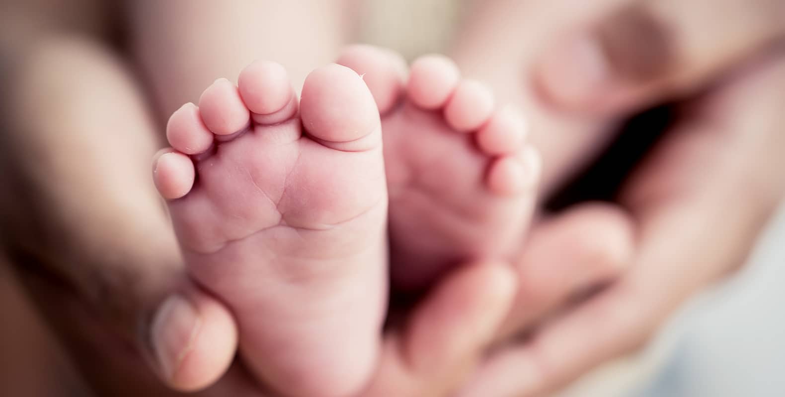 New baby feet